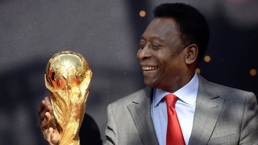 Pelé ফুটবলের কিংবদন্তি